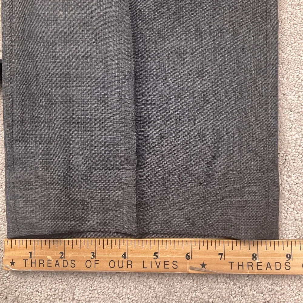 Tommy Hilfiger Suit Mens 46L 41W 31.5L Charcoal Gray Plaid Classic Neutral‎ Wool